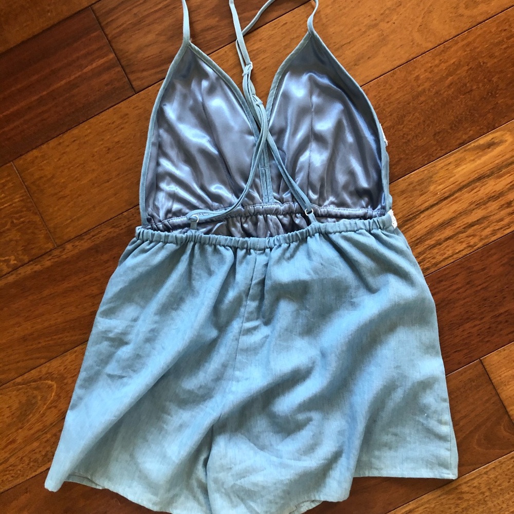 Tobi Romper - Picture 2 of 2